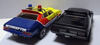 マッドマックス1/18フィギュア　インターセプター　グリーンライト Amazon | 未開封2台セットグリーンライトGreenlight1/18 マッド